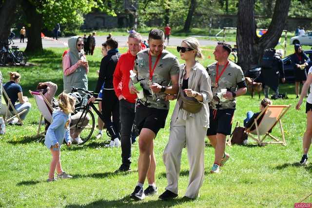 [WIDEO/FOTO] Pobiegli w 14. Półmaratonie Henrykowskim i 10. Dyszce Księgi Henrykowskiej