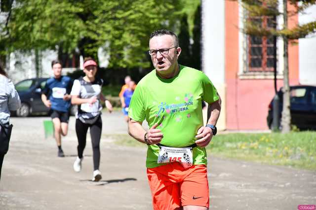 [WIDEO/FOTO] Pobiegli w 14. Półmaratonie Henrykowskim i 10. Dyszce Księgi Henrykowskiej