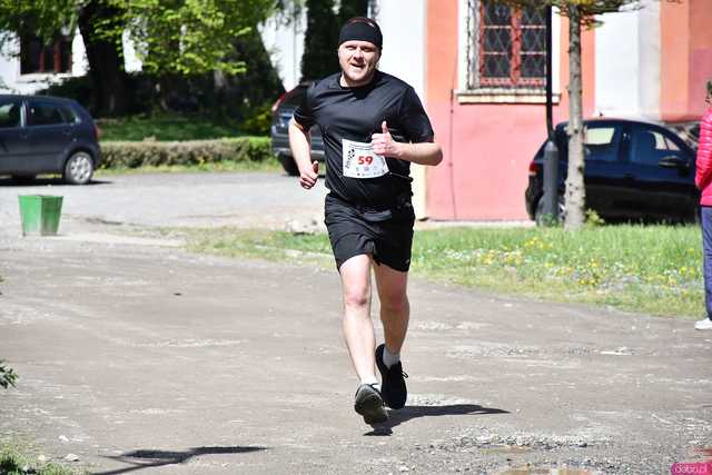 [WIDEO/FOTO] Pobiegli w 14. Półmaratonie Henrykowskim i 10. Dyszce Księgi Henrykowskiej