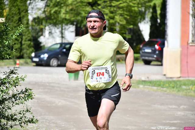 [WIDEO/FOTO] Pobiegli w 14. Półmaratonie Henrykowskim i 10. Dyszce Księgi Henrykowskiej