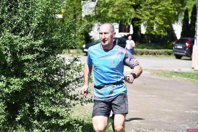 [WIDEO/FOTO] Pobiegli w 14. Półmaratonie Henrykowskim i 10. Dyszce Księgi Henrykowskiej