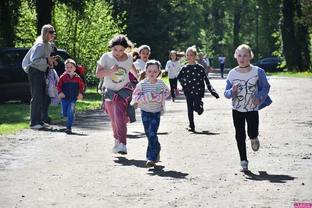[WIDEO/FOTO] Pobiegli w 14. Półmaratonie Henrykowskim i 10. Dyszce Księgi Henrykowskiej