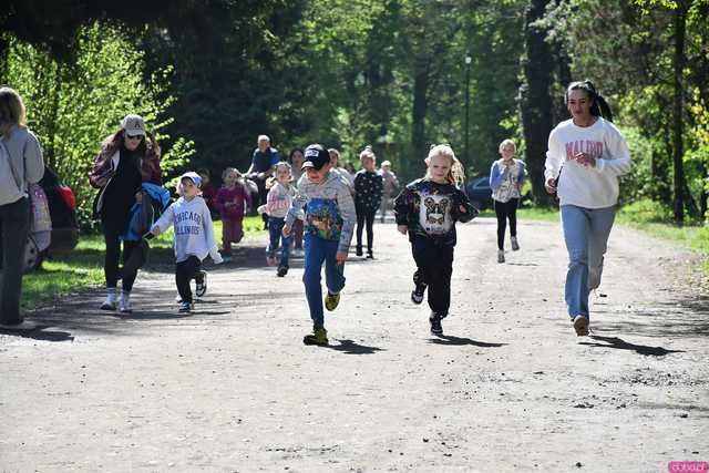 [WIDEO/FOTO] Pobiegli w 14. Półmaratonie Henrykowskim i 10. Dyszce Księgi Henrykowskiej