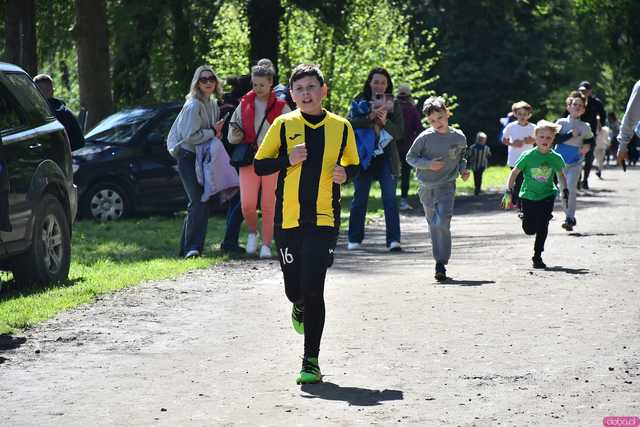 [WIDEO/FOTO] Pobiegli w 14. Półmaratonie Henrykowskim i 10. Dyszce Księgi Henrykowskiej