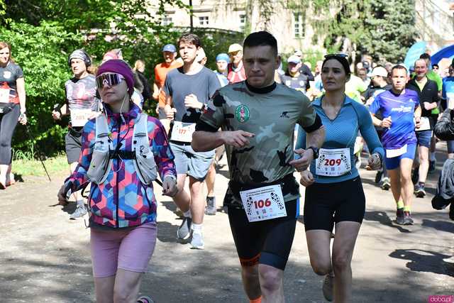 [WIDEO/FOTO] Pobiegli w 14. Półmaratonie Henrykowskim i 10. Dyszce Księgi Henrykowskiej
