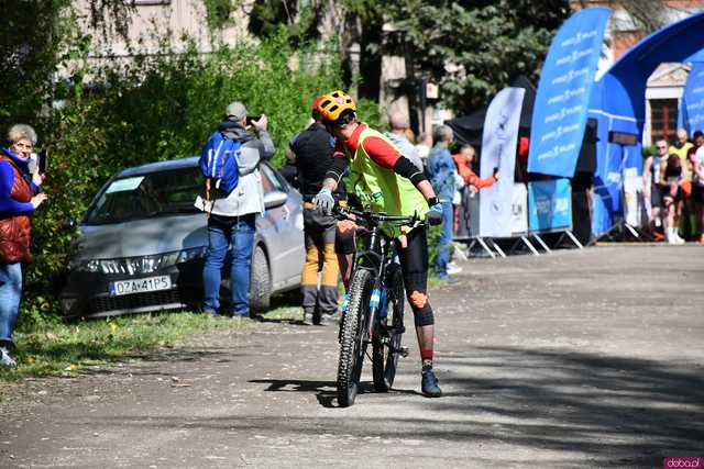 [WIDEO/FOTO] Pobiegli w 14. Półmaratonie Henrykowskim i 10. Dyszce Księgi Henrykowskiej