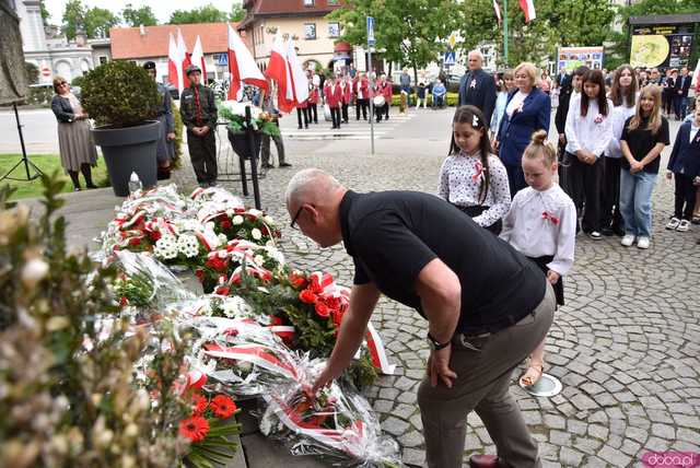 [FOTO] Rocznica, która zobowiązuje. Ząbkowice Śląskie pamiętają o 3 Maja