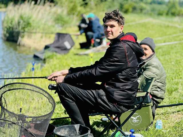 [FOTO] Zawody spławikowe o Puchar Burmistrza Ziębic. Kto sięgnął po zwycięstwo?