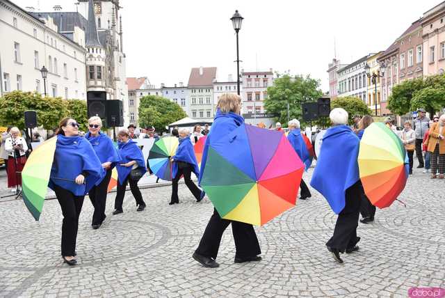 [FOTO] Pół wieku pasji i aktywności. W Ząbkowicach Śląskich świętowano jubileusz Uniwersytetów Trzeciego Wieku 