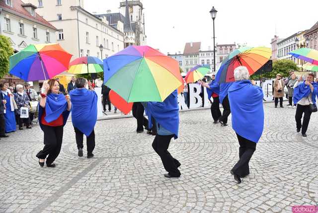 [FOTO] Pół wieku pasji i aktywności. W Ząbkowicach Śląskich świętowano jubileusz Uniwersytetów Trzeciego Wieku 