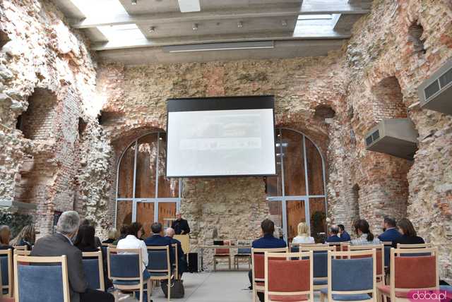 [FOTO,WIDEO] Twierdza Srebrna Góra coraz bliżej UNESCO. Podpisano międzynarodowe porozumienie 