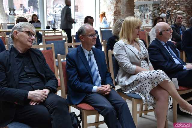 [FOTO,WIDEO] Twierdza Srebrna Góra coraz bliżej UNESCO. Podpisano międzynarodowe porozumienie 