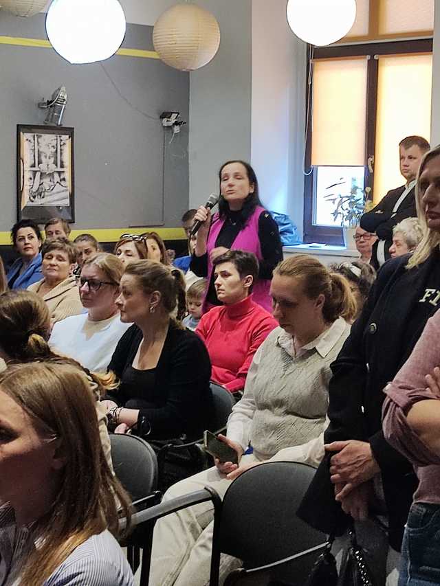 [FOTO] Ząbkowice Śląskie w centrum ważnych rozmów o chorobach rzadkich. Mama chorego Michała walczy o jego przyszłość