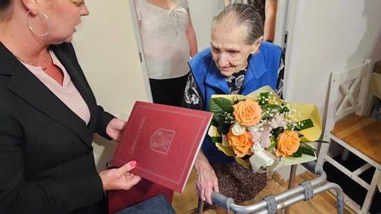[FOTO] Pani Mieczysława z Barda świętowała swoje 94 urodziny 