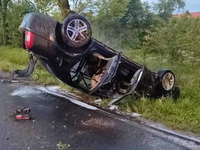 [FOTO] 9 kolizji drogowych w jeden weekend. Deszcz nie wybacza błędów na drodze