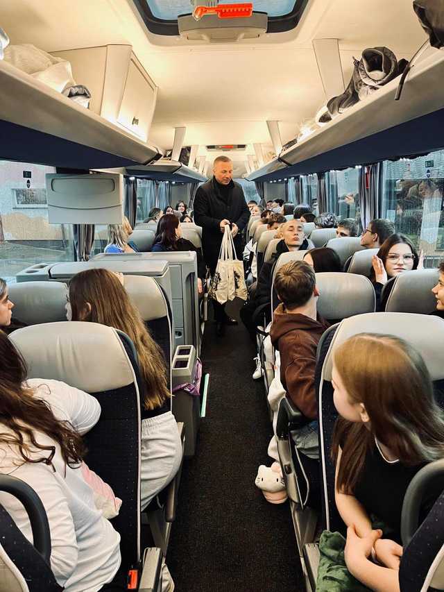 [FOTO] Uczniowie z Kamieńca Ząbkowickiego w sercu Unii Europejskiej