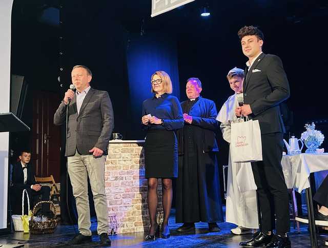 [FOTO] Wspominając Jana Pawła II. Jubileusz w Ziębicach
