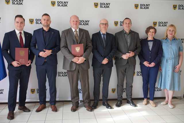 [FOTO] Czekaliśmy na to prawie pół wieku... Pociągi Kolei Dolnośląskich wkrótce wjedą na nową stację 