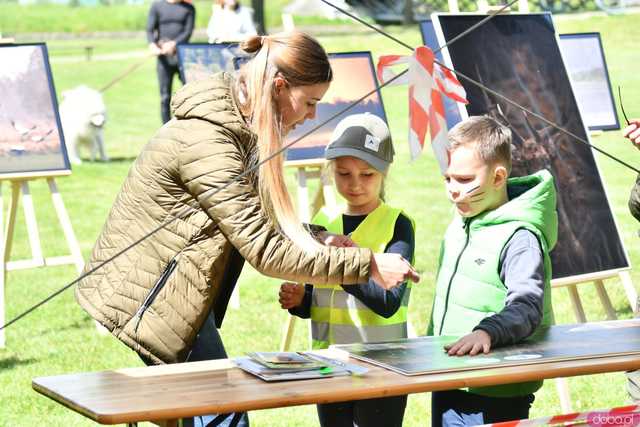 [FOTO, WIDEO] Na tropie przygody w Kamieńcu Ząbkowickim. Prawdziwy Dzień Dziecka