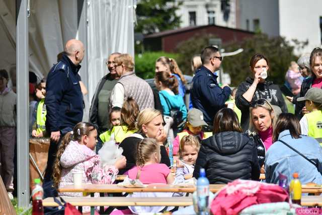 [FOTO, WIDEO] Na tropie przygody w Kamieńcu Ząbkowickim. Prawdziwy Dzień Dziecka