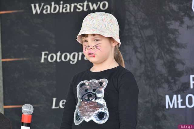 [FOTO, WIDEO] Na tropie przygody w Kamieńcu Ząbkowickim. Prawdziwy Dzień Dziecka