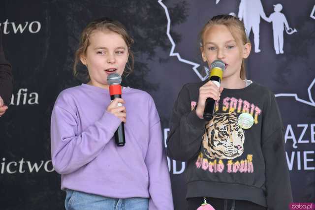 [FOTO, WIDEO] Na tropie przygody w Kamieńcu Ząbkowickim. Prawdziwy Dzień Dziecka