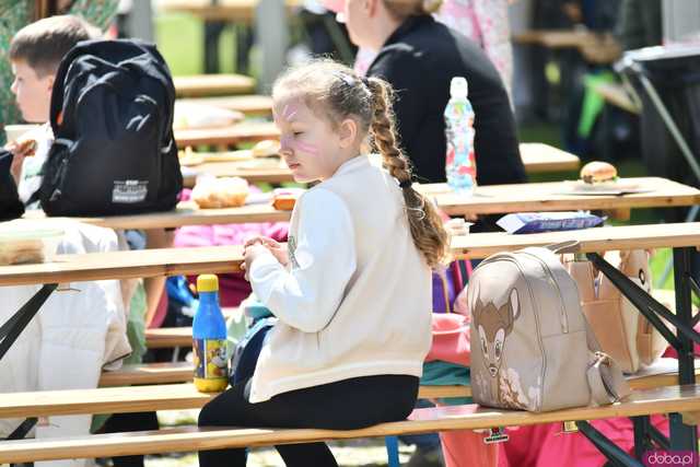 [FOTO, WIDEO] Na tropie przygody w Kamieńcu Ząbkowickim. Prawdziwy Dzień Dziecka