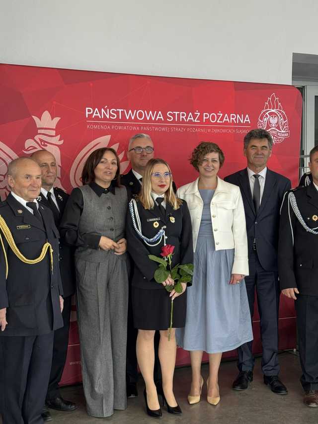 [FOTO] W Ząbkowicach uroczyście nagrodzono i uhonorowano strażaków z naszego powiatu 