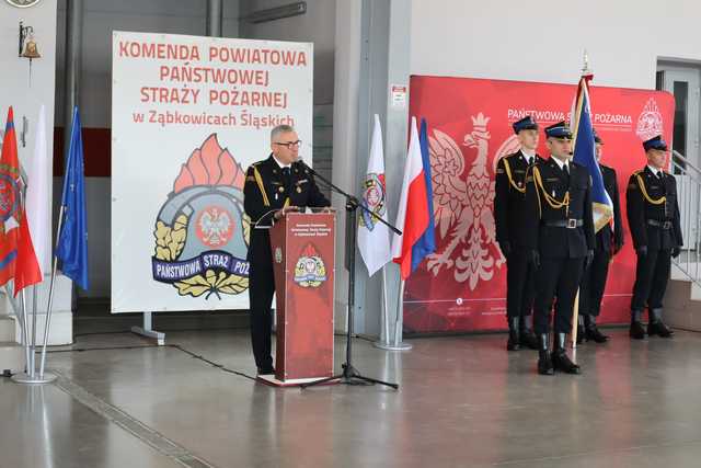 [FOTO] W Ząbkowicach uroczyście nagrodzono i uhonorowano strażaków z naszego powiatu 
