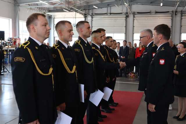 [FOTO] W Ząbkowicach uroczyście nagrodzono i uhonorowano strażaków z naszego powiatu 