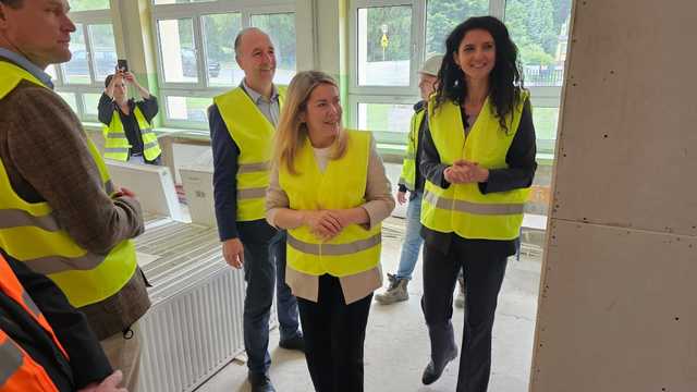 [FOTO] Ponad 6 milionów złotych na uzbrojenie terenu pod budowę osiedla dla powodzian w Bardzie. Mamy konkretne deklaracje 
