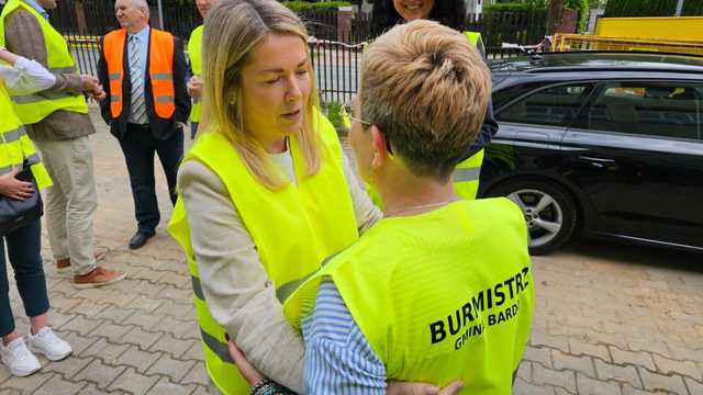 [FOTO] Ponad 6 milionów złotych na uzbrojenie terenu pod budowę osiedla dla powodzian w Bardzie. Mamy konkretne deklaracje 