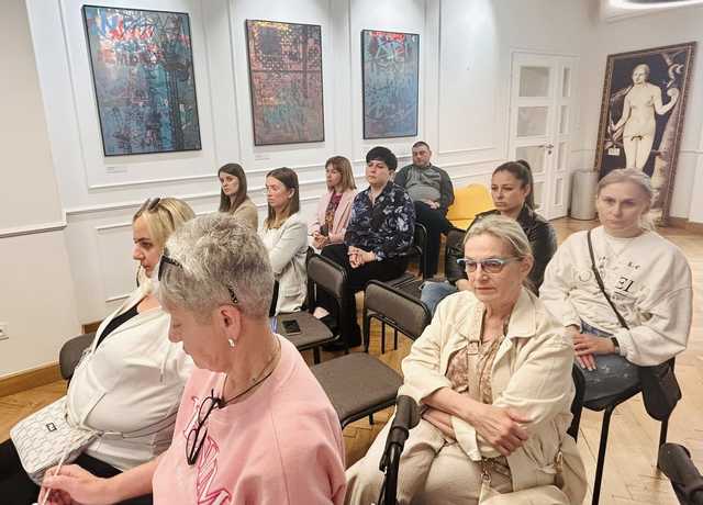 [FOTO] Jak rozmawiać o niepełnosprawności? W Ziębicach podjęto ważną debatę 