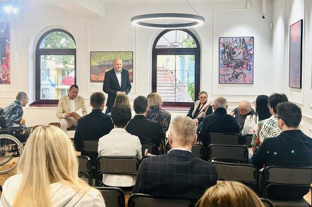 [FOTO] Jak rozmawiać o niepełnosprawności? W Ziębicach podjęto ważną debatę 