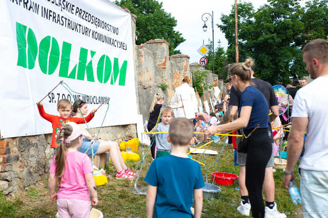 [FOTO] Tak świętowano Dzień Dziecka na plantach zamkowych w Ząbkowicch Śląskich 