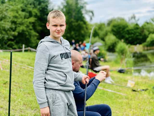 [FOTO] Wędkarski Dzień Dziecka nad stawem w Ziębicach