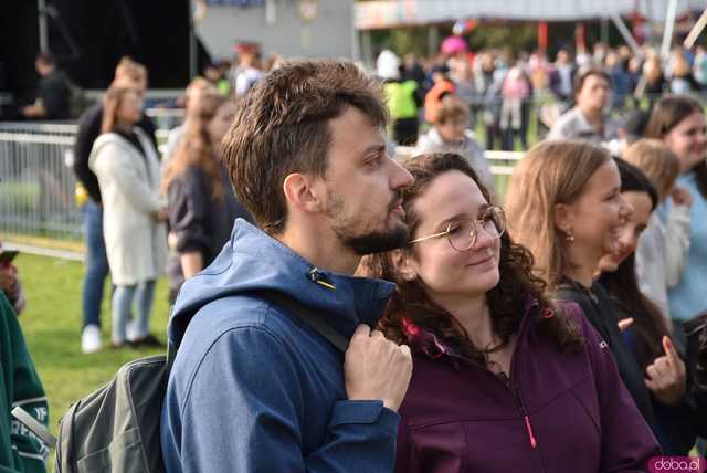 [FOTO] Pan Savyan podniósł temperaturę na scenie w Ziębicach 