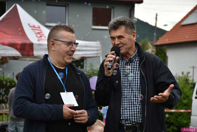 [FOTO] Nie tylko dla parafian – Dzień Dziecka w Brzeźnicy przyciągnął dzieci z całego regionu