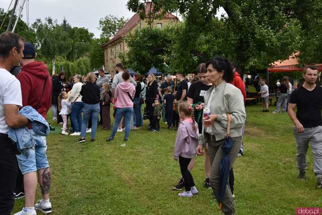 [FOTO] Nie tylko dla parafian – Dzień Dziecka w Brzeźnicy przyciągnął dzieci z całego regionu