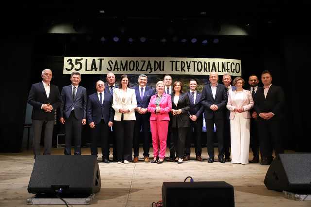 [FOTO] Uroczyste obchody 35-lecia Samorządu Terytorialnego w Ząbkowicach Śląskich 
