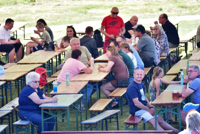 [WIDEO/FOTO] Moc atrakcji podczas Festynu Strażackiego na Kamienieckich Dołach