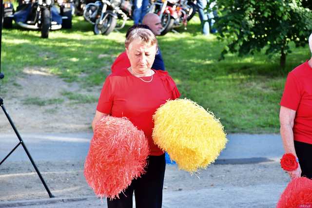[WIDEO/FOTO] Występy, smaczne jadło i swojski klimat na Festynie Strażackim w Sieroszowie