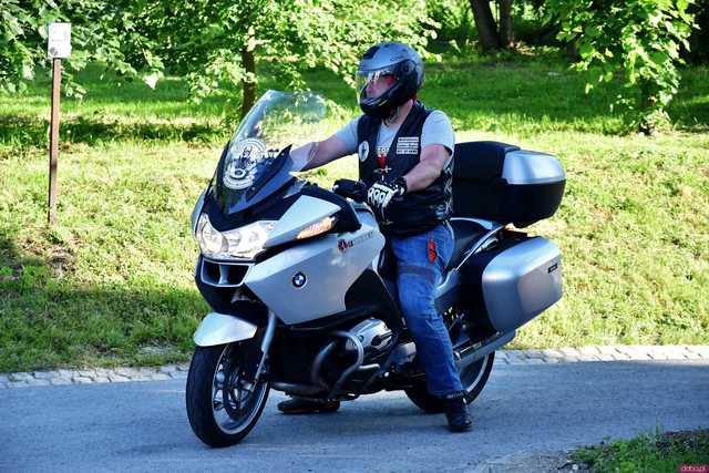 [WIDEO/FOTO] Występy, smaczne jadło i swojski klimat na Festynie Strażackim w Sieroszowie