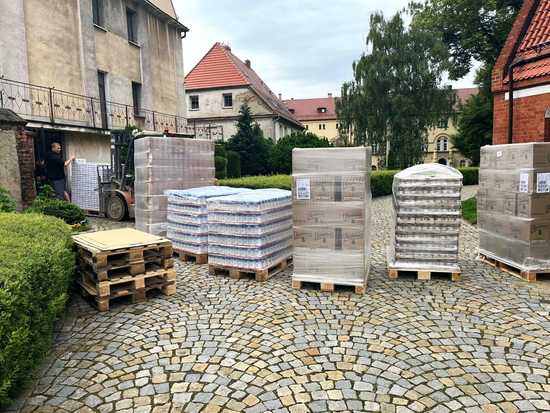 [FOTO] Ziębickie Koło Brata Alberta znowu z rekordem. 18 ton żywności trafiło do potrzebujących