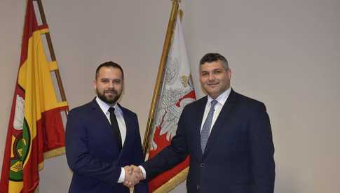 Powrót do przeszłości czy kontynuacja sprawdzonych działań? Burmistrz o powrocie Dariusza Małozięcia jako wiceburmistrza