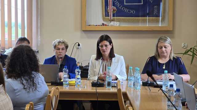 [FOTO] Gospodarka finansowa gmin została oceniona pozytywnie. Wotum zaufania i absolutorium dla wszystkich włodarzy gmin z naszego powiatu