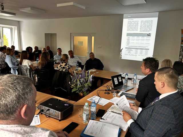[FOTO] Gospodarka finansowa gmin została oceniona pozytywnie. Wotum zaufania i absolutorium dla wszystkich włodarzy gmin z naszego powiatu