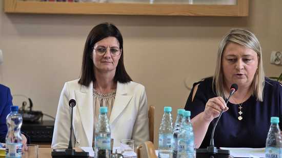 [FOTO] Gospodarka finansowa gmin została oceniona pozytywnie. Wotum zaufania i absolutorium dla wszystkich włodarzy gmin z naszego powiatu
