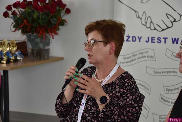 [WIDEO, FOTO] Z czym muszą mierzyć się młodzi ludzie? Zamiast mówić o problemach, postawmy wyzwania. O tym, jak wspierać młodych lokalnie