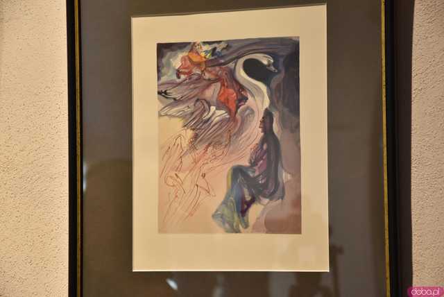 [WIDEO, FOTO] Salvador Dalí w Ząbkowicach Śląskich. Surrealistyczna wystawa, która burzy granice rzeczywistości